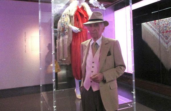 Gay Talese at the Andrew Bolton and Wong Kar Wai China: Through the Looking Glass exhibition